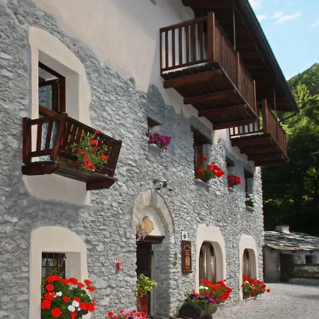 Hotell Etoile Des Neiges 3*