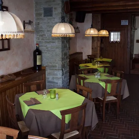 Etoile Des Neiges Hotel 3*
