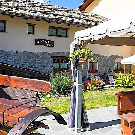 Etoile Des Neiges Hotel