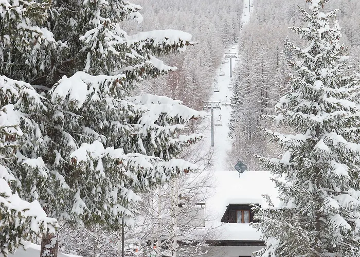 Hotell Etoile Des Neiges 3*